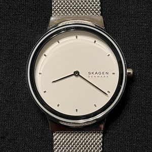 Skagen Women’s Freja Stainless Steel White Dial SKW2823 Watch